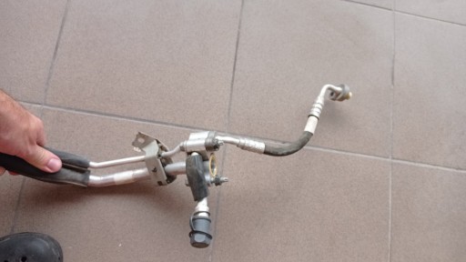 VOLVO V40 II 2.0 T4 кабель кондиціонера трубка EU