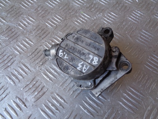 038145101B - Насос VACUM WAKUM AUDI A3 8L GOLF IV 1.9 TDI