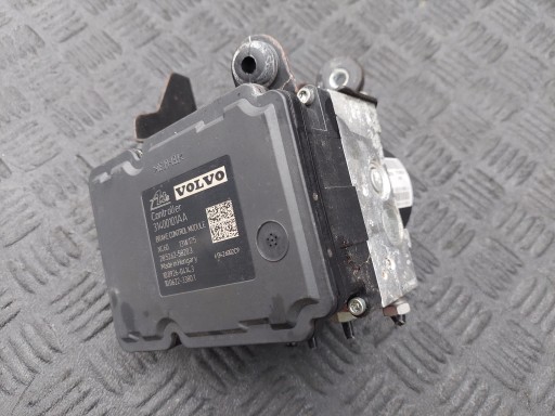 pump ABS P31400101 31400101 VOLVO S60 II V60 and LIFT 2.4 D5