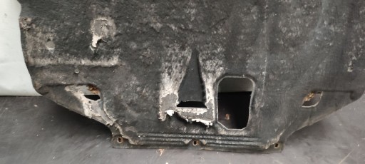cover below engine of the engine cover pampers Ford C-MAX MK2