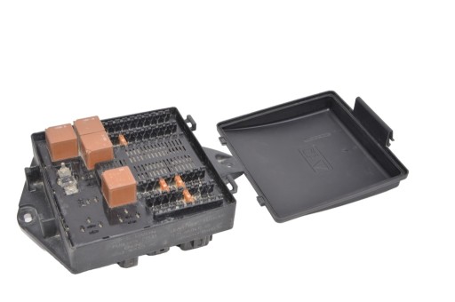 4G43-14A173-AE - Блок предохранителей aston martin db9 dbs