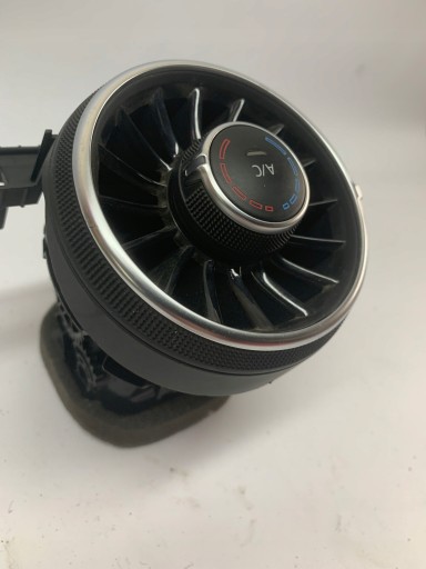 mřížka klími 8S1820903 AUDI TT TTS