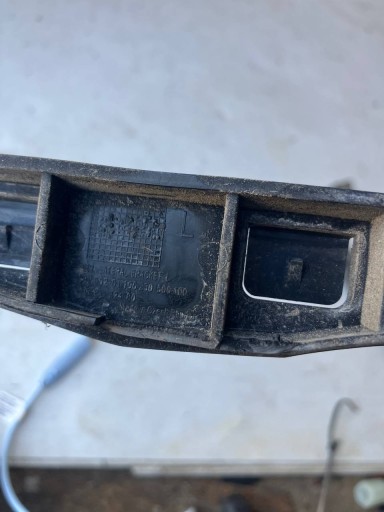 bumper bracket left rear part CITROEN C3 III 9813132480