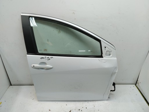 Toyota Yaris IV P21 dveře pravé předek přední