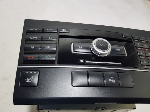 MERCEDES W212 W207 RADIO navigation NAVI 2129008409