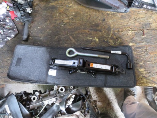 ДОМКРАТ DACIA SPRING