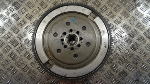 Volant d’inertie occasion Renault 2.0 123101516R nr42