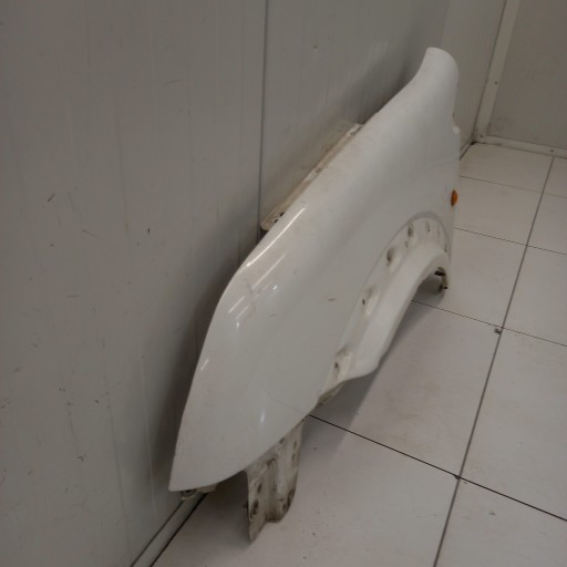 fender left front FORD CONNECT