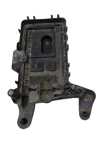 držák akumulátoru VW SKODA AUDI 1K0915333C