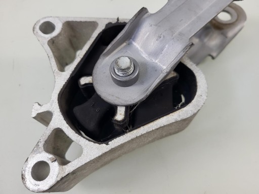 engine mount holder 2.2 cdi MERCEDES CLA C117 X117 W117 A2462400809