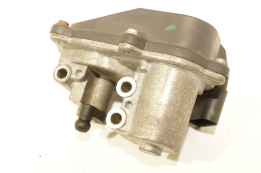 Регулятор закрылков правый AUDI A5 A6 3.0 TDI 059129086L