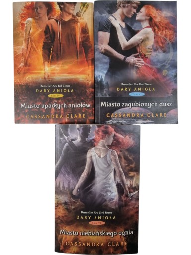Zdjęcie egzemplarza: Dary Anioła Tomy 4-6 / Upadłuch Zagubionych Niebiańskiego / Cassandra Clare