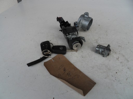 3 2012-2016 - OPEL ZAFIRA C 12-16 2.0 CDTI замок запалювання + 2x ключ