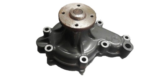 Kubota v3307 базовий водяний насос