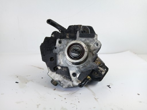 VOLVO S60 e V70 II S80 2.4 D Pompa iniezione 8689590