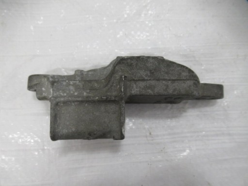 9812038580 - CITROEN PEUGEOT 1.2 ЛАПА КРЕПЛЕНИЕ ГЕНЕРАТОРА