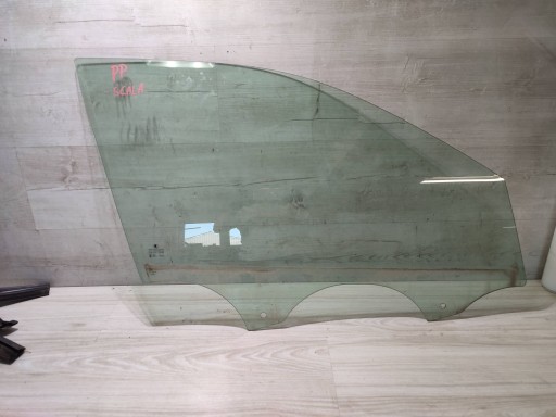 Skoda Scala 2020 front side right window door przednich