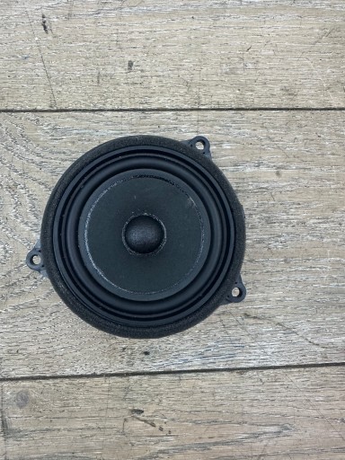 BMW F40 F44 speaker door przednich 10597510