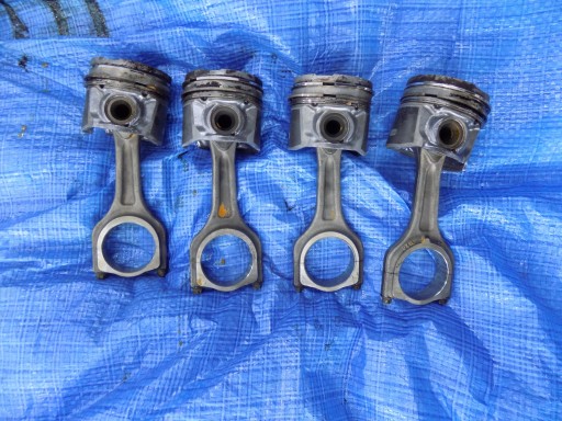 piston pistons connecting rod KOMPLET BIPPER 1,4HDI 8HS
