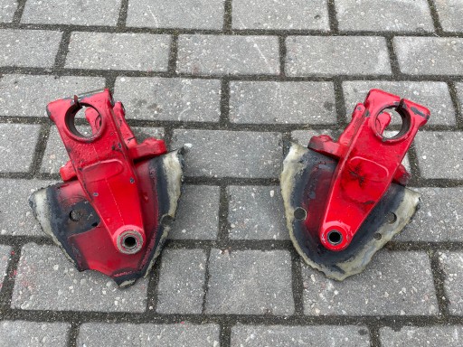 1739454 1739455 - Вішалка Кронштейн Кріплення Пружини Scania R