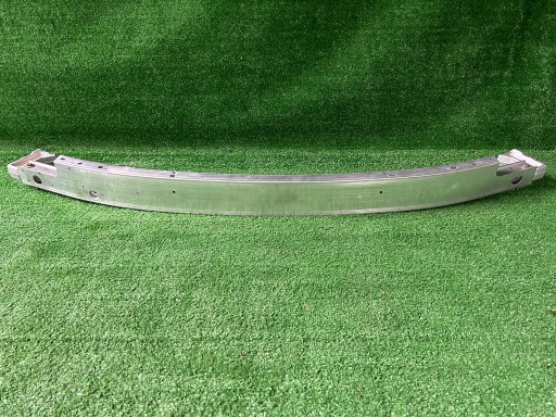 Tesla Y sider front front