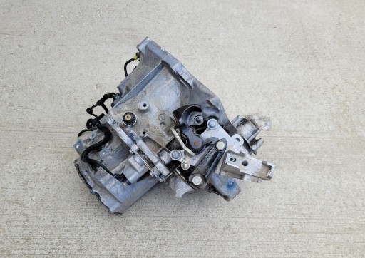 Getriebe 6 getriebe MANUAL 9811243810 PEUGEOT 3008 II 1.2 THP