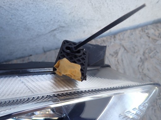 light right REFLEKTOR right FORD FIESTA MK8 VIII 2017-2021R H1BB-13W029-AE