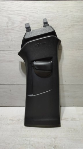 Volvo V40 II 2018r right side Poszycia slupkow