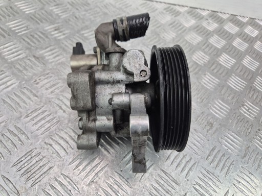Mercedes C250 CGI W204 servo pump A0064666501