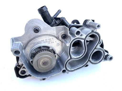 Водяний насос 04E121600P AUDI