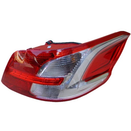 Magneti Marelli задняя лампа Peugeot 301 12- Right