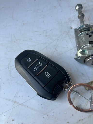 Insert Clé PILOT CITROEN C4 II B7
