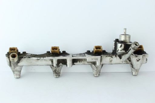 Rampe injection FORD 938F9D280AA FORD