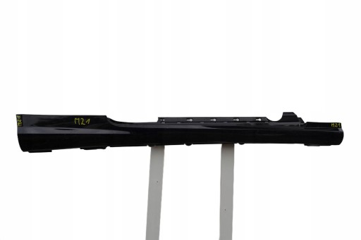 moulding threshold threshold right Mercedes 207 AMG CABRIO | GetMotor SGZ