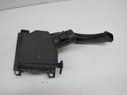 luftfiltergehäuse TOYOTA YARIS CROSS 17812-24020