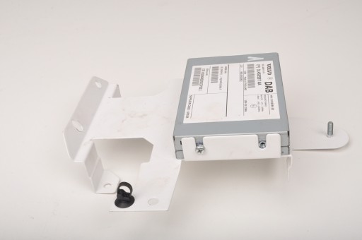 VOLVO V40 II антенный усилитель DAB 31450597