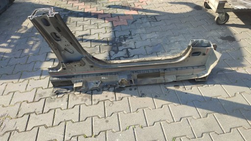 Mercedes-Benz CLA C117 X117 W117 2014 left side threshold pillar