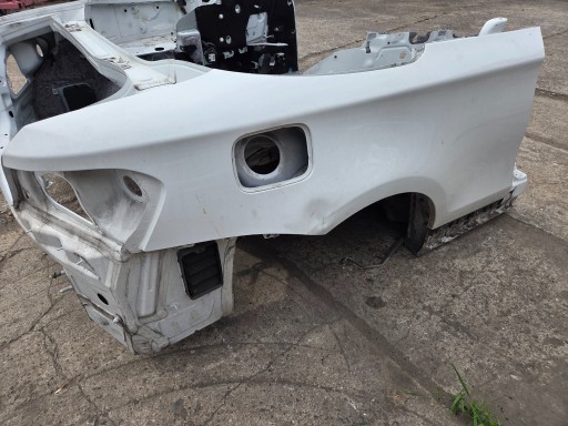tálca hátfal BMW E88 300