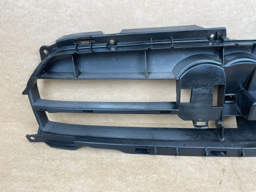 pillar holder GRILLA grille of a bumper front AUDI A4 B8 8K0 LIFT 12
