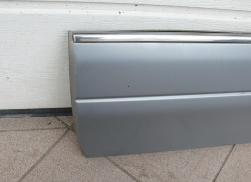 moulding lower DOL door left rear part MERCEDES S-KLASA W140 LIFT 94-98 744H