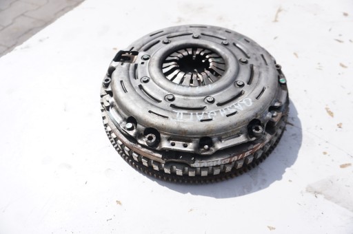 Двомасове зчеплення nissan qashqai ii j11 1.5 dci