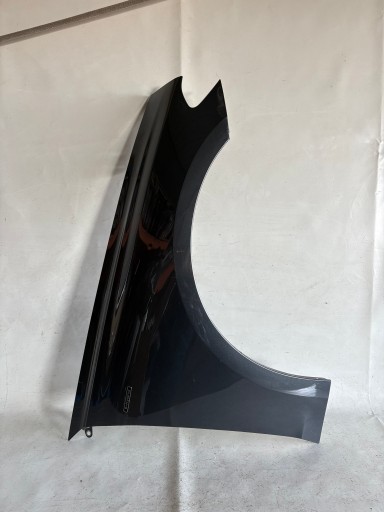 A5-B10-IVCAR - Правое переднее крыло audi a5 iii b10 2024- 8b3