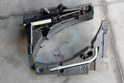 КОМПЛЕКТ ДЛЯ РЕМОНТУ VW GOLF VII 2016