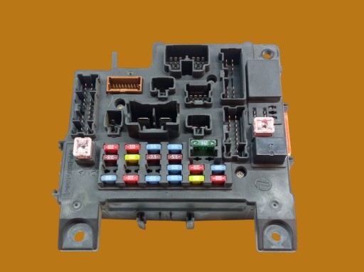 Module 8637A318 2.2 D 156KM Peugeot 4007 et (2007-2012)