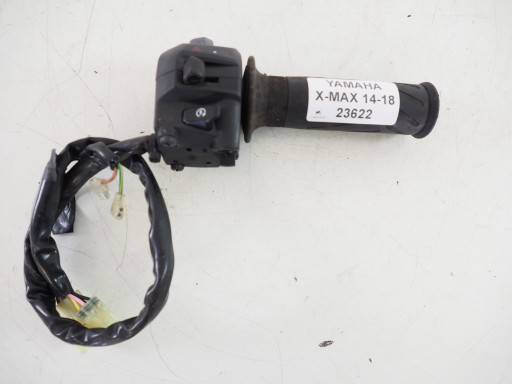 5C2F61452000 - Yamaha X-MAX 400 14-18 правый переключатель ROLGAZ M1
