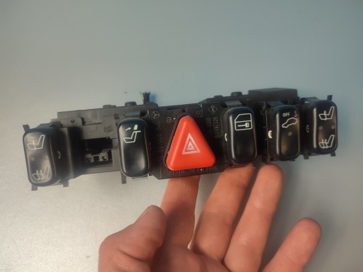 PANEL SIÈGES LUMIÈRES DE SECOURS MERCEDES W208 2108200151