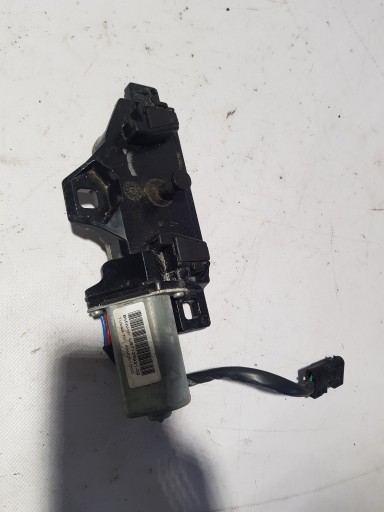 lock bonnet BMW E61 US7129931 489051060