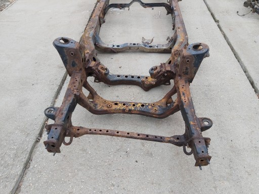 Рама передньої підвіски toyota fj cruiser