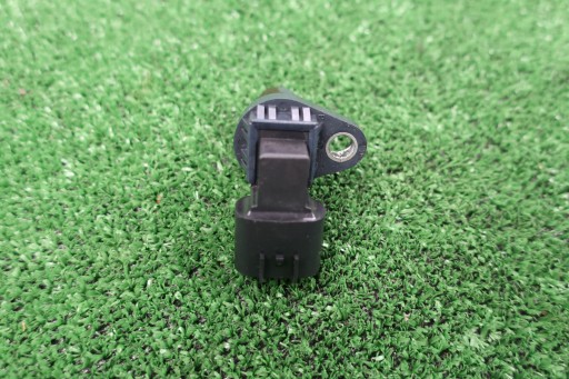 J5T32171 - Датчик положения коленвала suzuki jimny 1.3 16v dohc