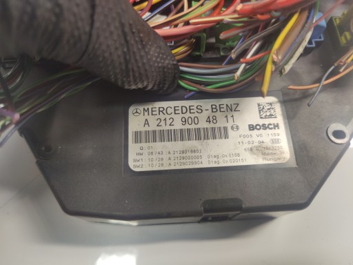 MERCEDES W204 W212 module SAM compartment of fuses A2129004811